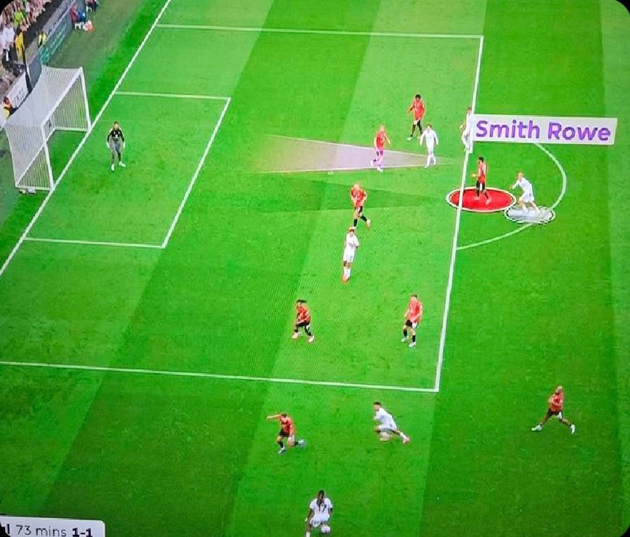 B费不满主裁根源曝光，后撤战术大失败！曼联唯一威胁竟由门将创造